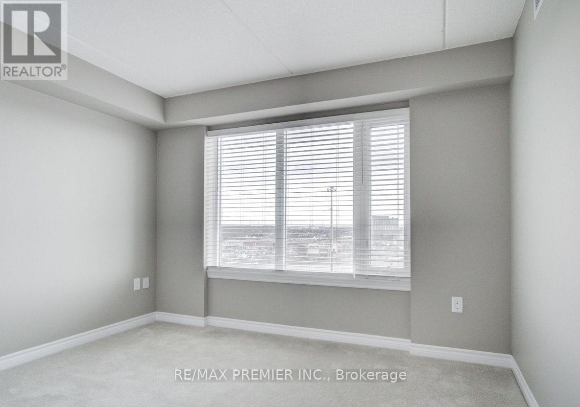 905 - 716 Main Street E, Milton, ON - Indoor Photo Showing Other Room