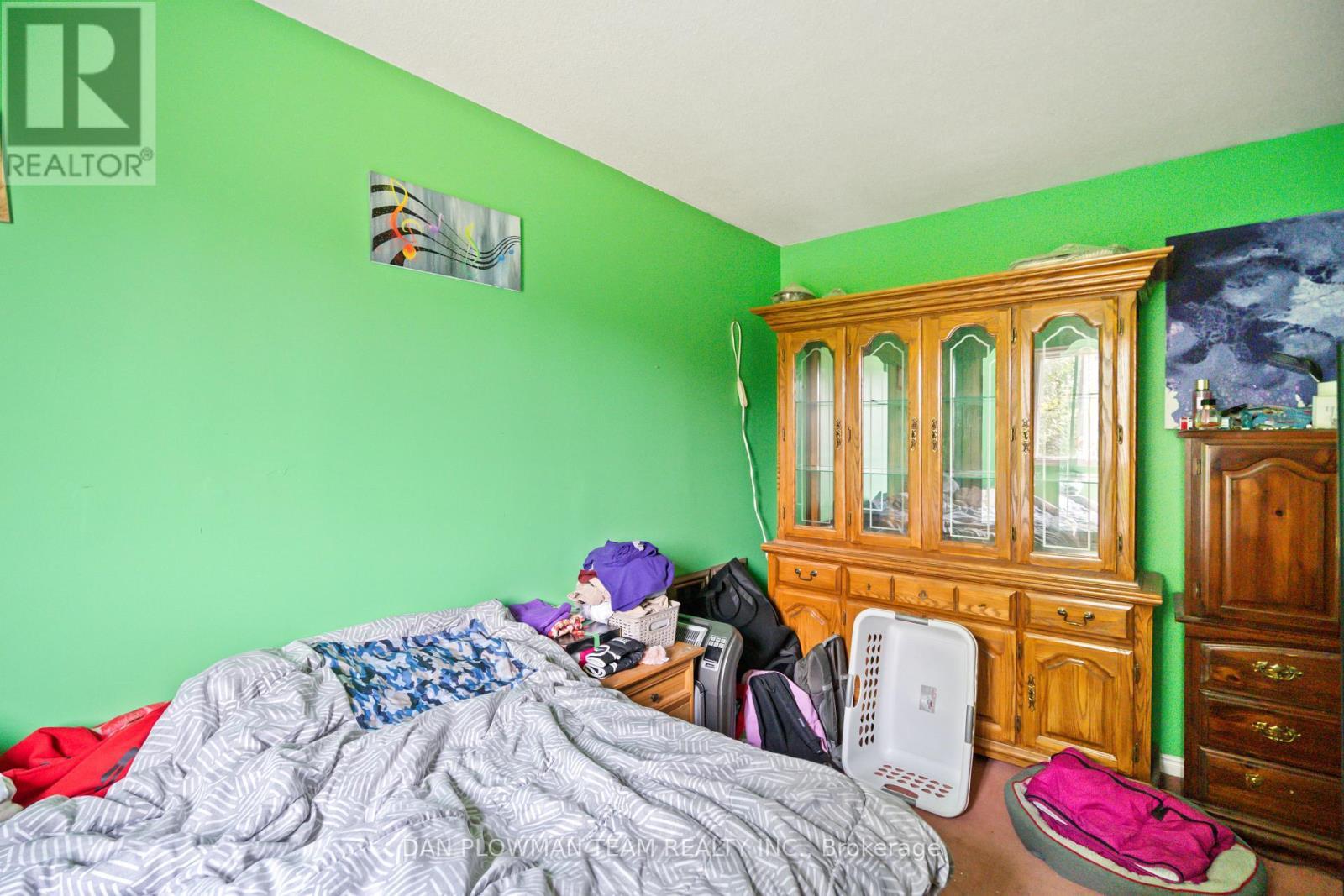 84 Long Drive, Whitby, ON - Indoor Photo Showing Bedroom