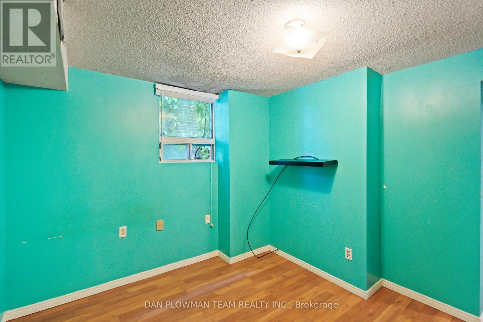 84 Long Drive, Whitby, ON - Indoor Photo Showing Other Room