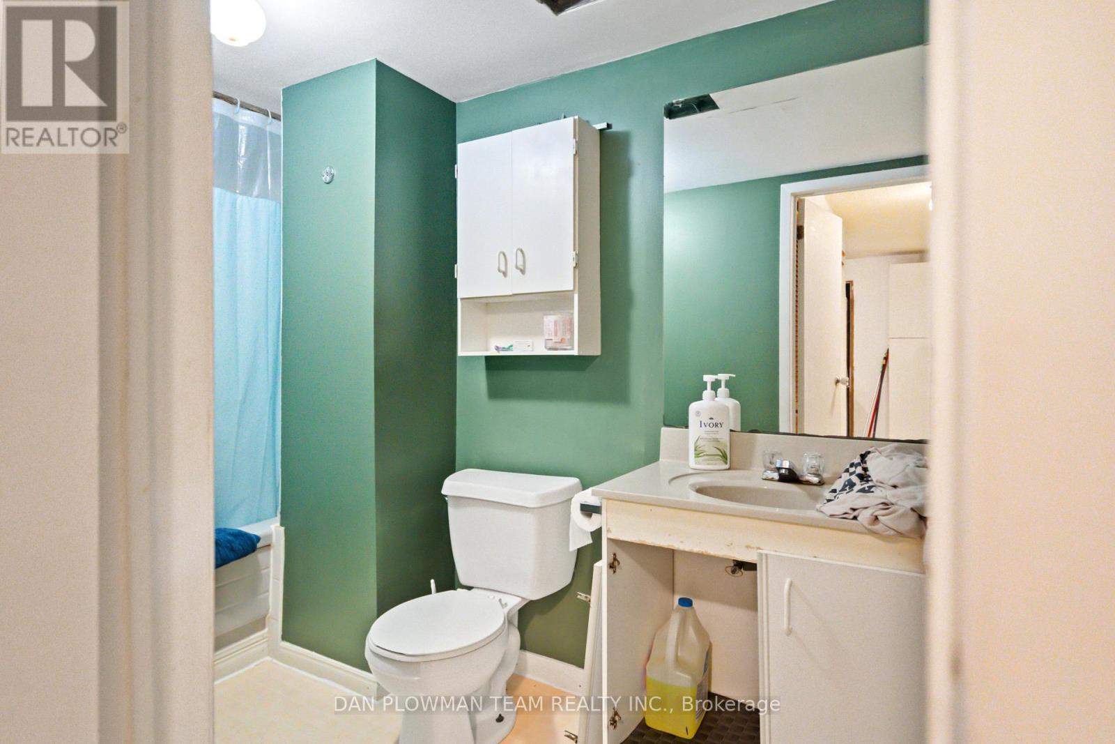 84 Long Drive, Whitby, ON - Indoor Photo Showing Bathroom