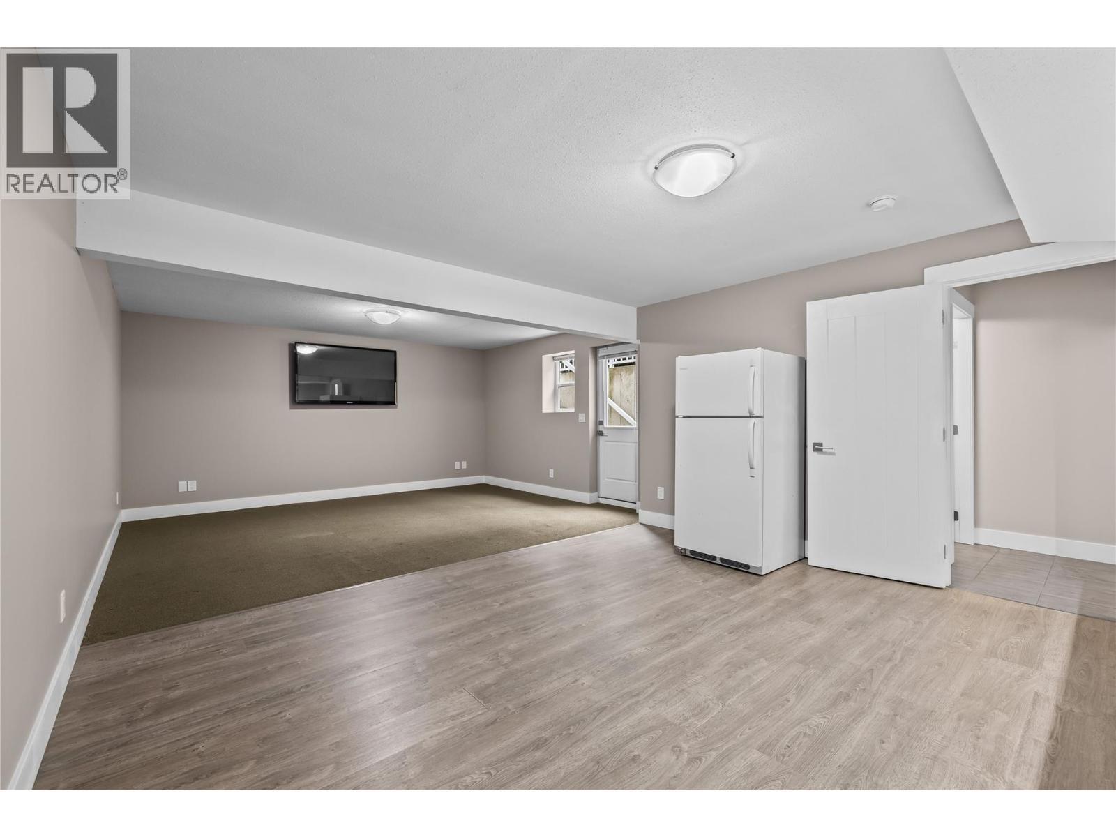 Open Concept Living Space - 827 Juniper Road, Kelowna, BC - Indoor Photo Showing Other Room