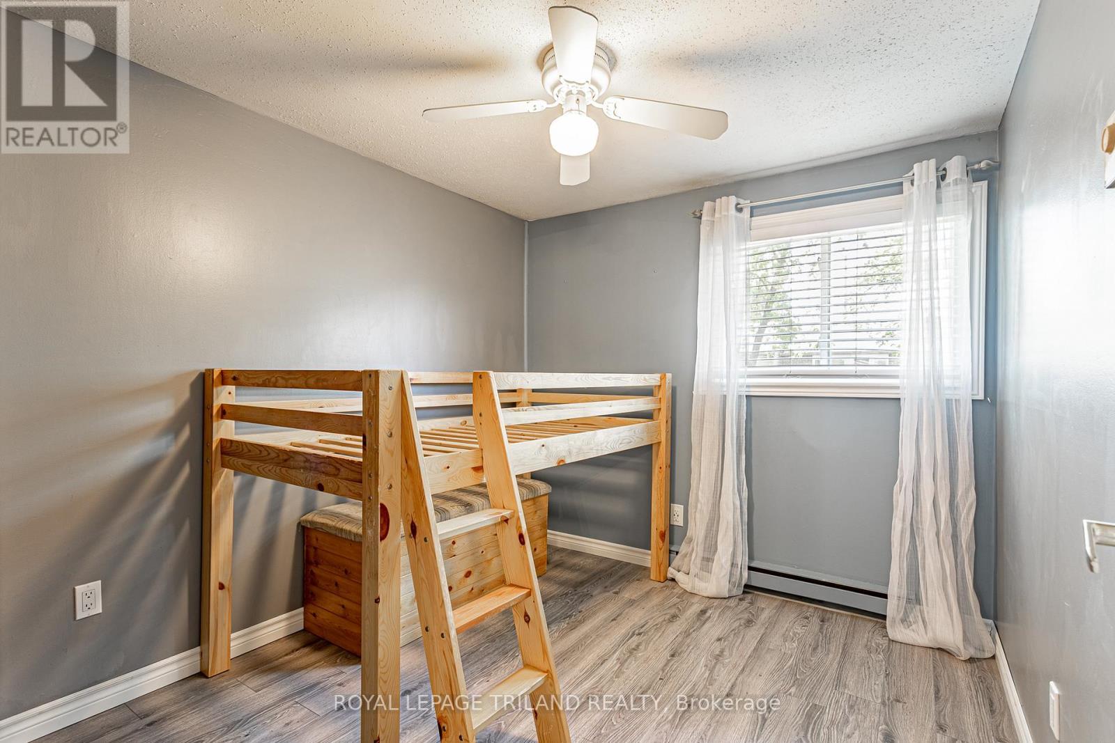 140 - 166 Southdale Road W, London South (South O), ON