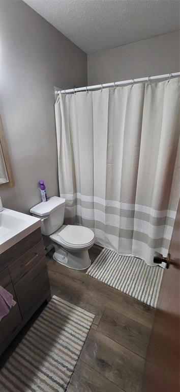 12 5 Queens Crescent, Brandon, MB - Indoor Photo Showing Bathroom