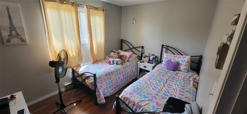 12 5 Queens Crescent, Brandon, MB - Indoor Photo Showing Bedroom