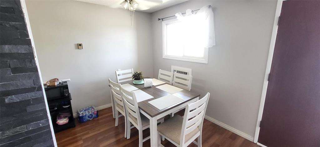 12 5 Queens Crescent, Brandon, MB - Indoor