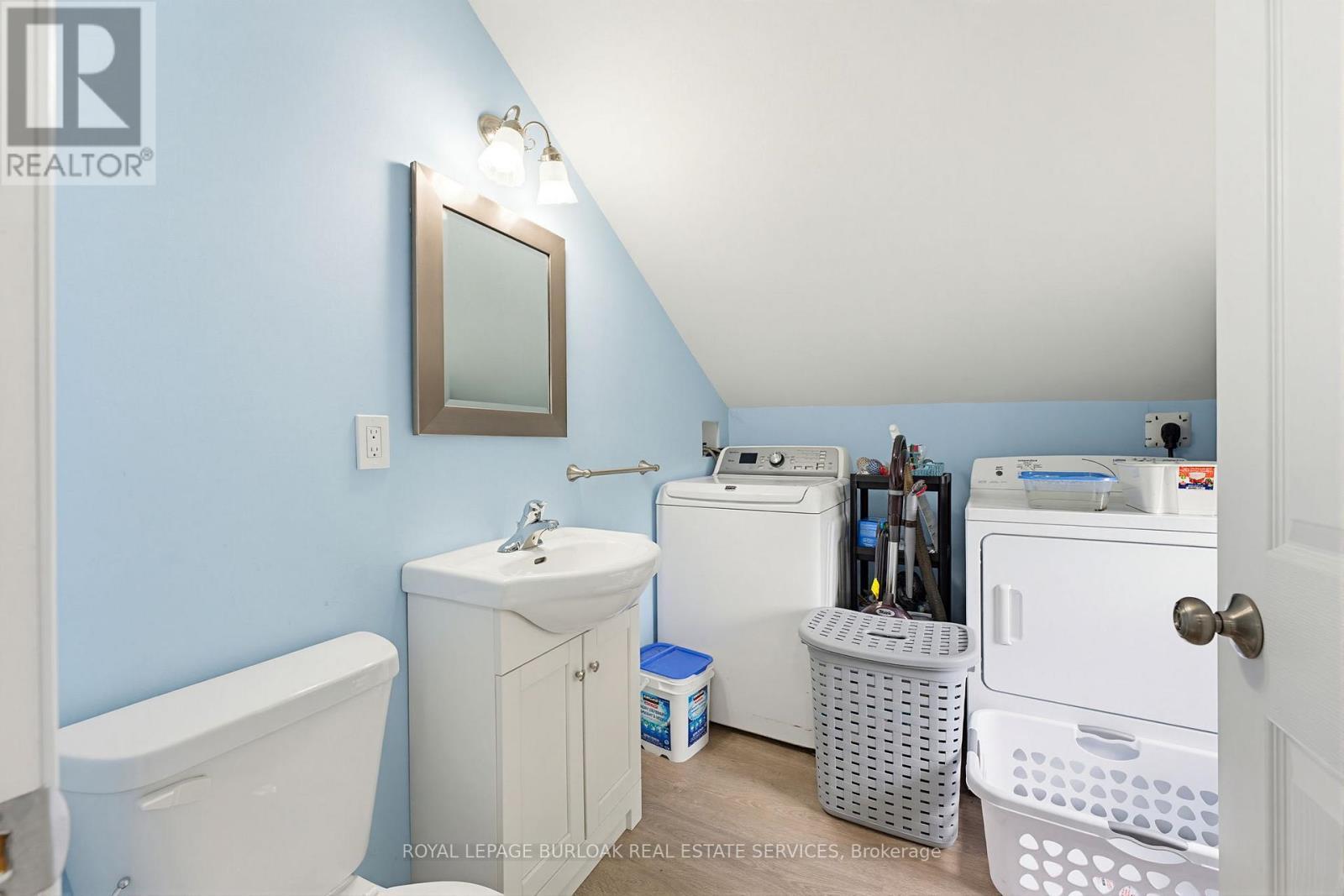291 Park Avenue, Brantford, ON - Indoor Photo Showing Laundry Room