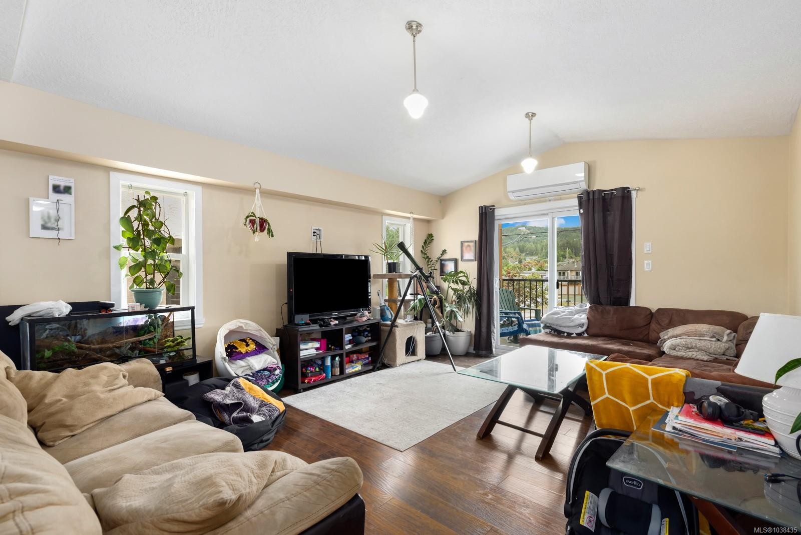 1591 Joan Ave, Crofton, BC