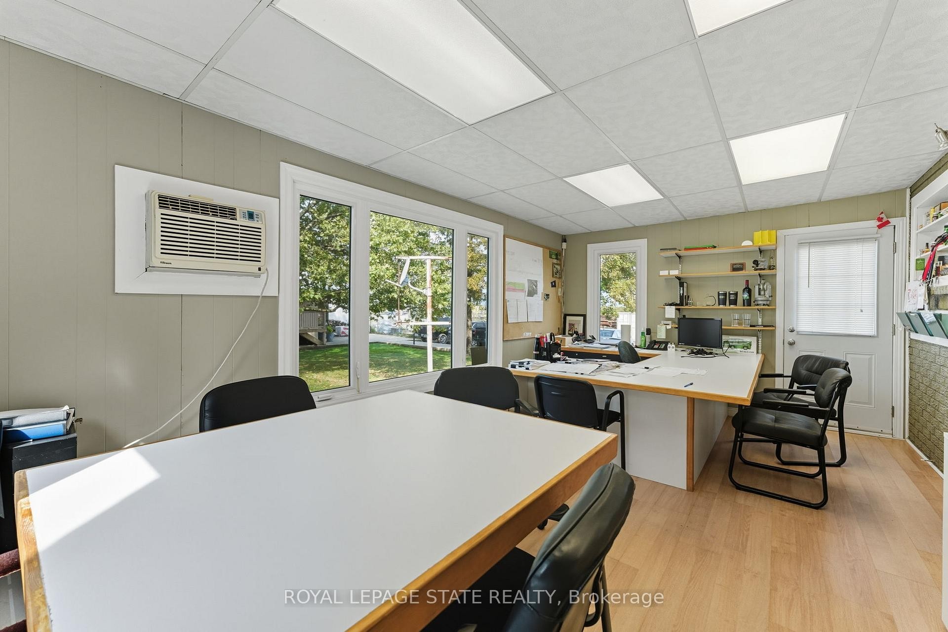 328 Trinity Church Road, Hamilton, ON