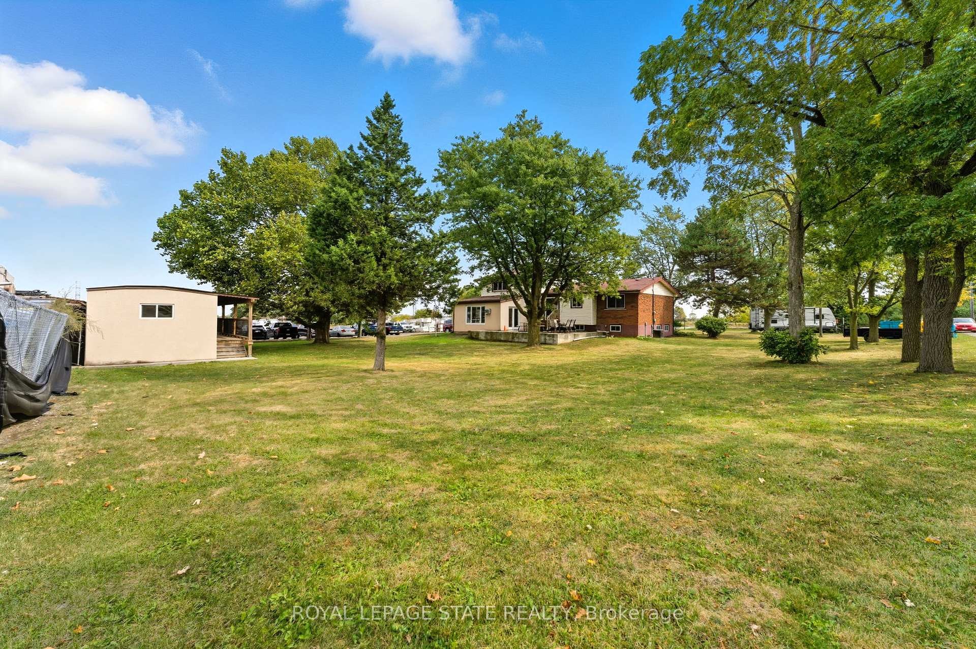 338 Trinity Church Road, Hamilton, ON