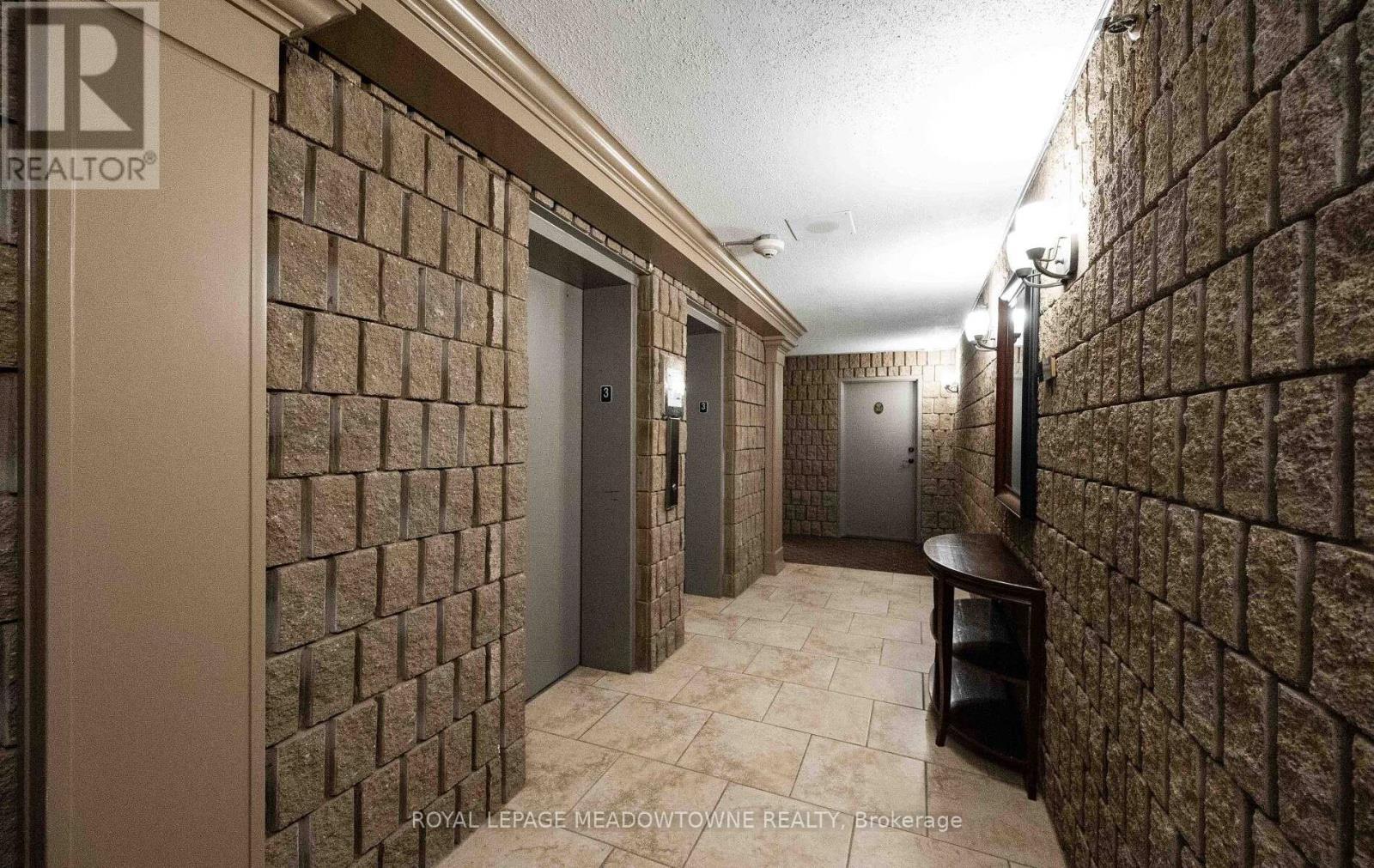 302 - 55 Yarmouth Street, Guelph, ON