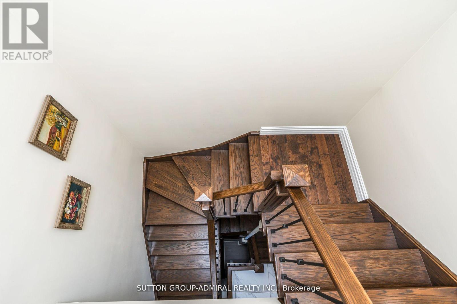 24 Ranee Avenue, Toronto, ON - Indoor Photo Showing Other Room