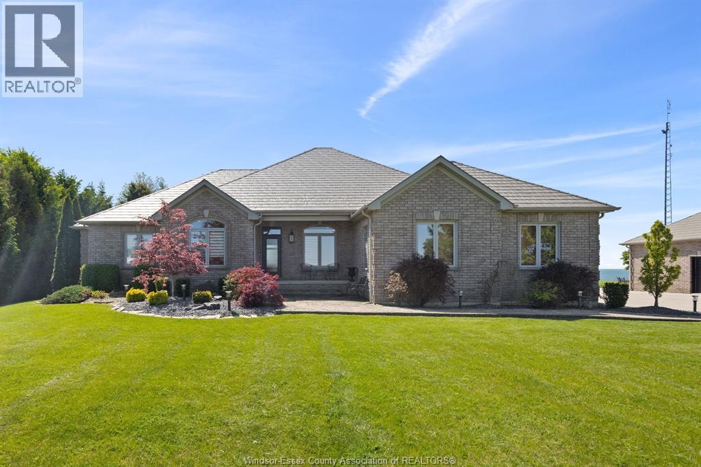 6576 Talbot Trail, Merlin, ON - Outdoor With Facade