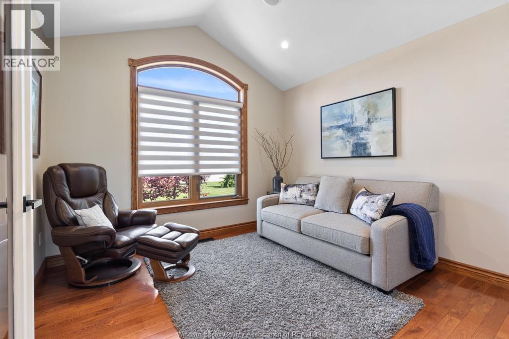 6576 Talbot Trail, Merlin, ON - Indoor