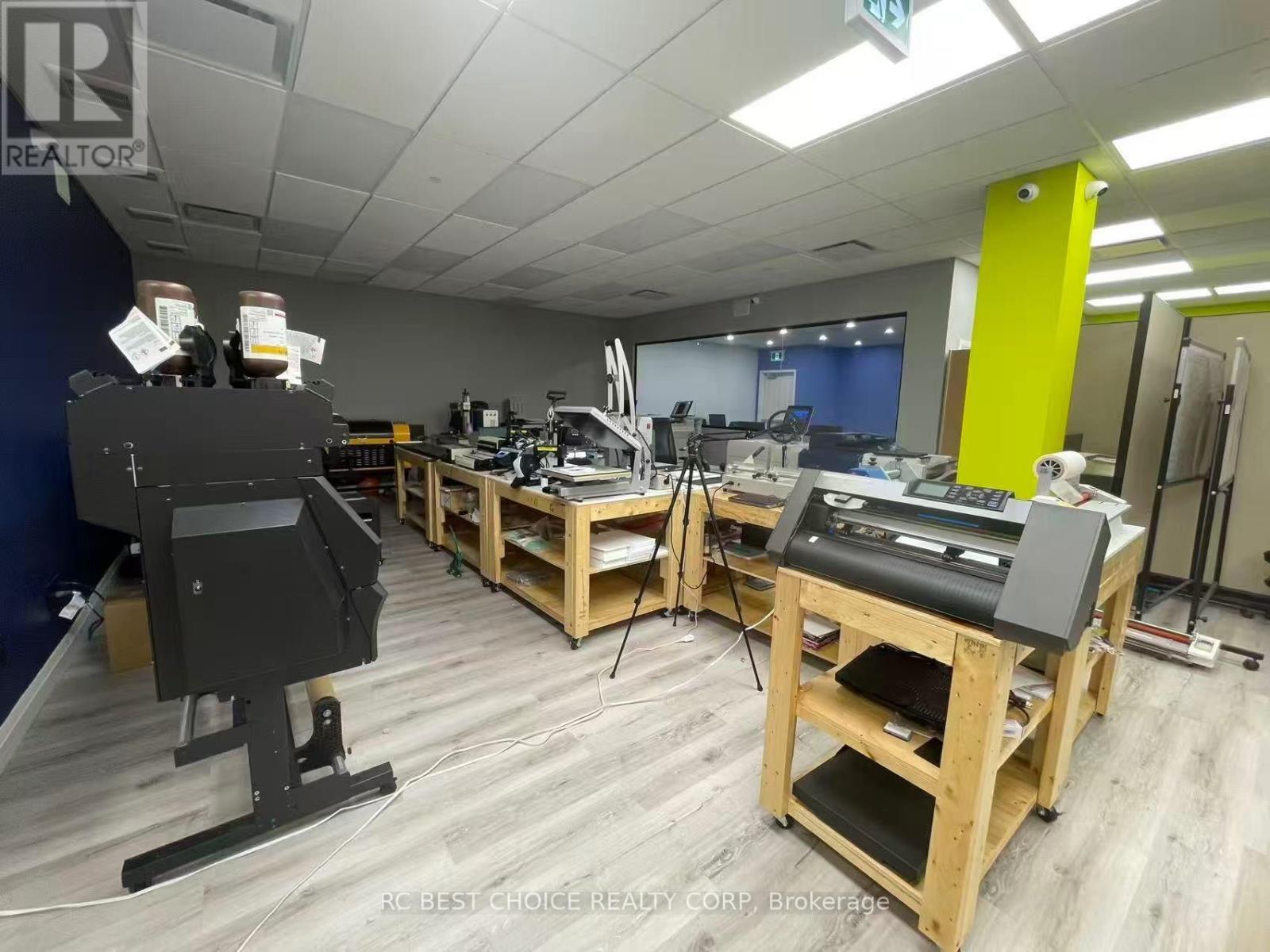 320 - 9390 Woodbine Avenue, Markham, ON