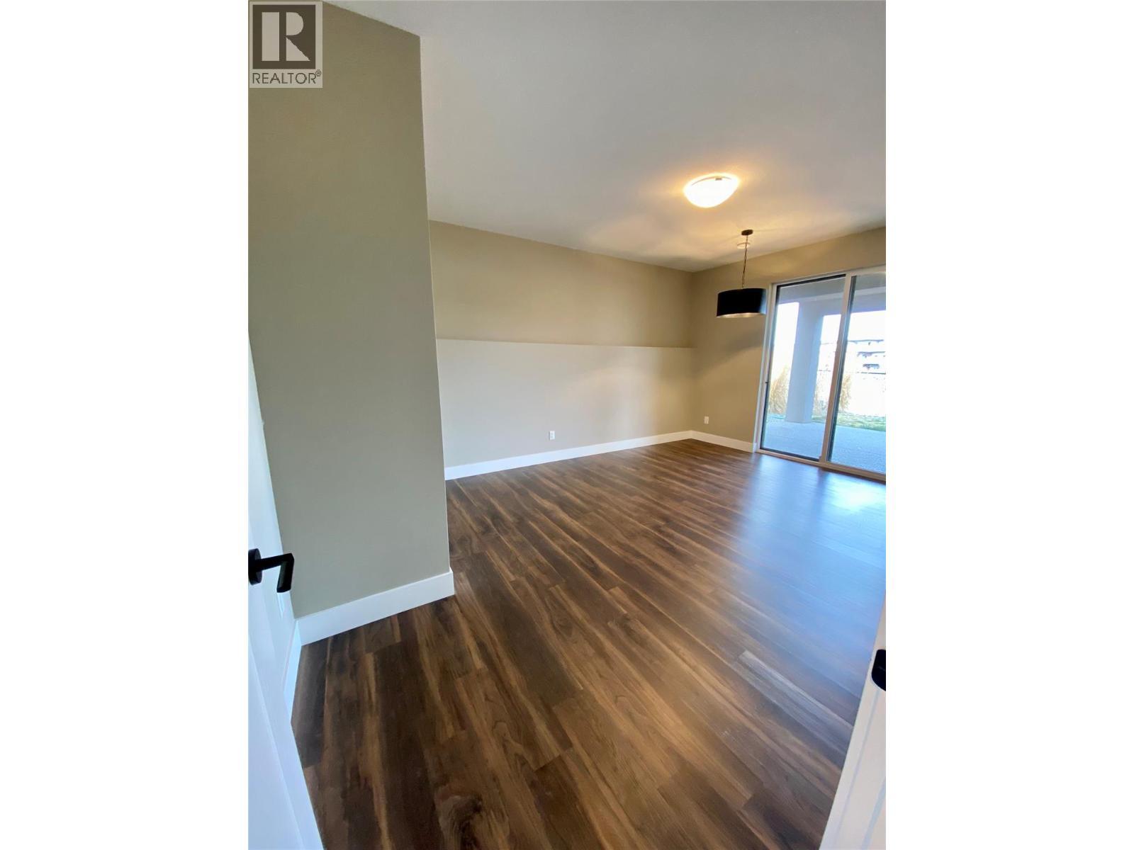 5402 Kestrel Lane, Kelowna, BC - Indoor Photo Showing Other Room