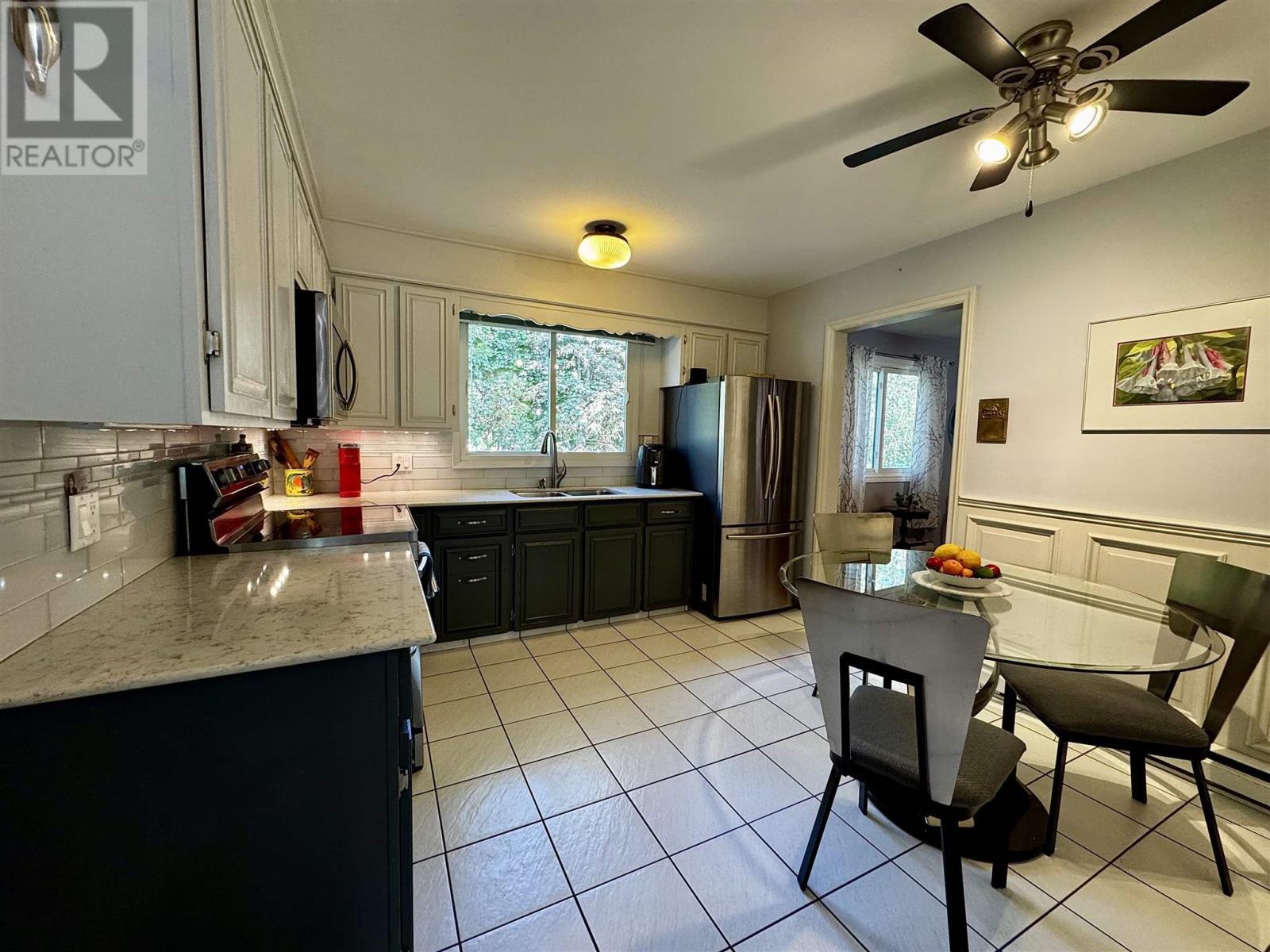 4 Silver Birch Dr, Sault Ste Marie, ON - Indoor