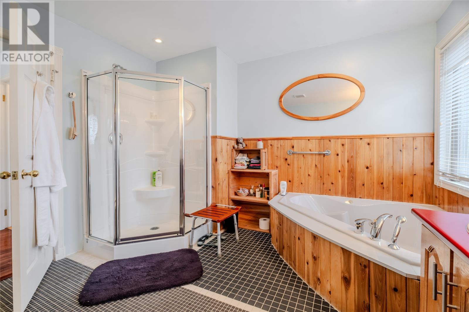 47 Empire Avenue, St. John'S, NL - Indoor Photo Showing Bathroom