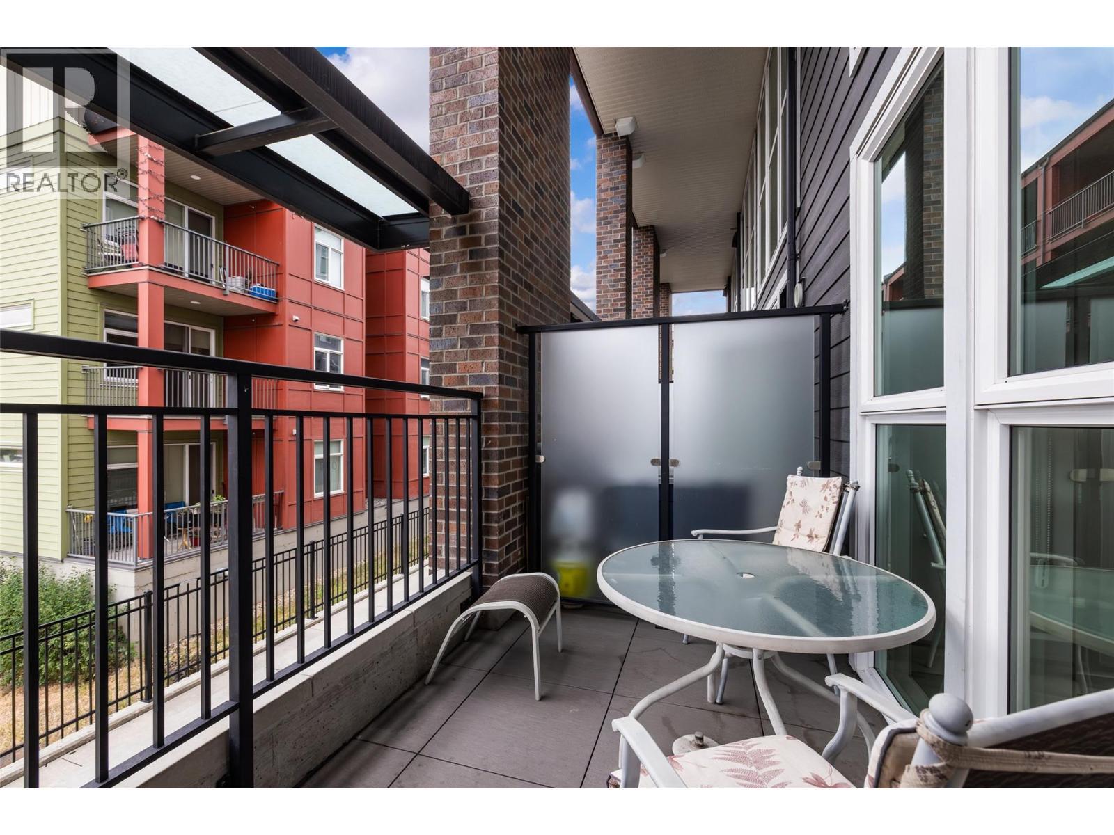 1775 Chapman Place Unit# 101, Kelowna, BC - Outdoor With Exterior