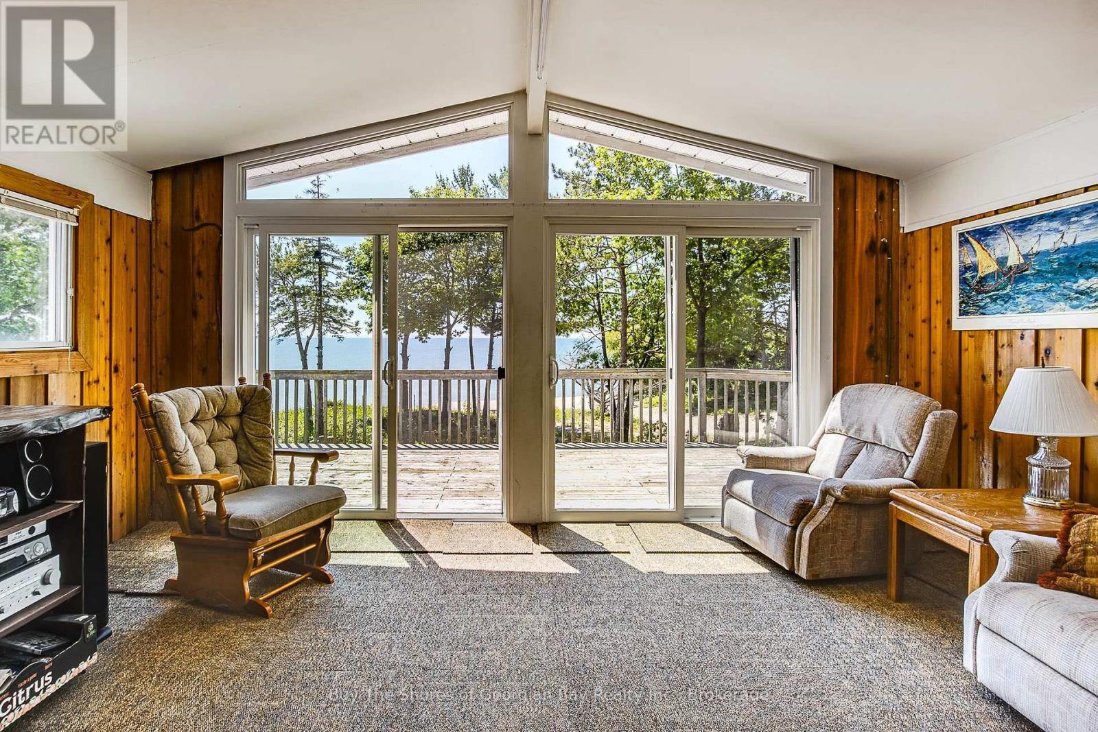 8 Nassau Court, Tiny, ON - Indoor