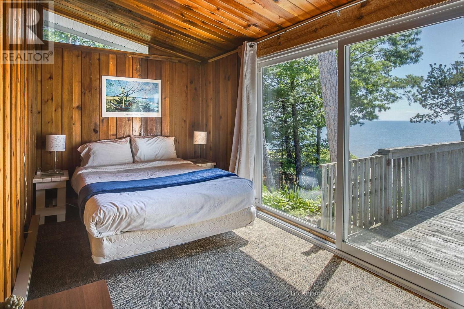 8 Nassau Court, Tiny, ON - Indoor Photo Showing Bedroom