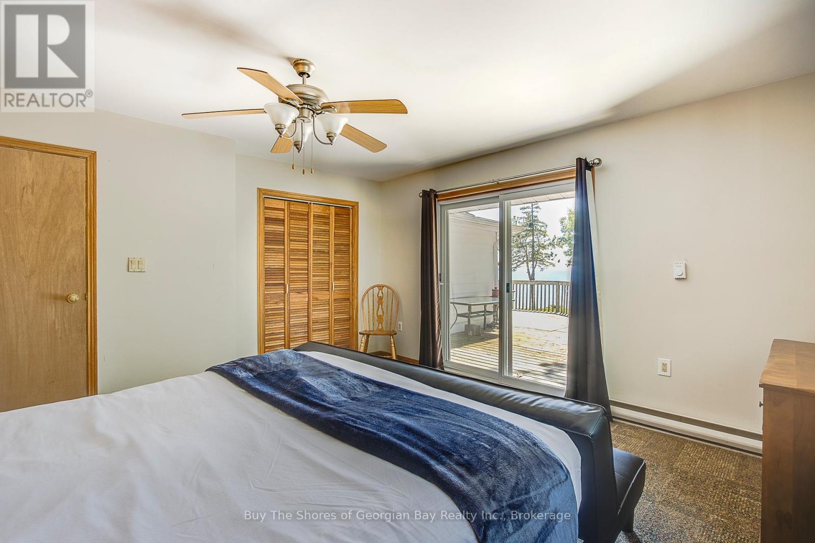 8 Nassau Court, Tiny, ON - Indoor Photo Showing Bedroom