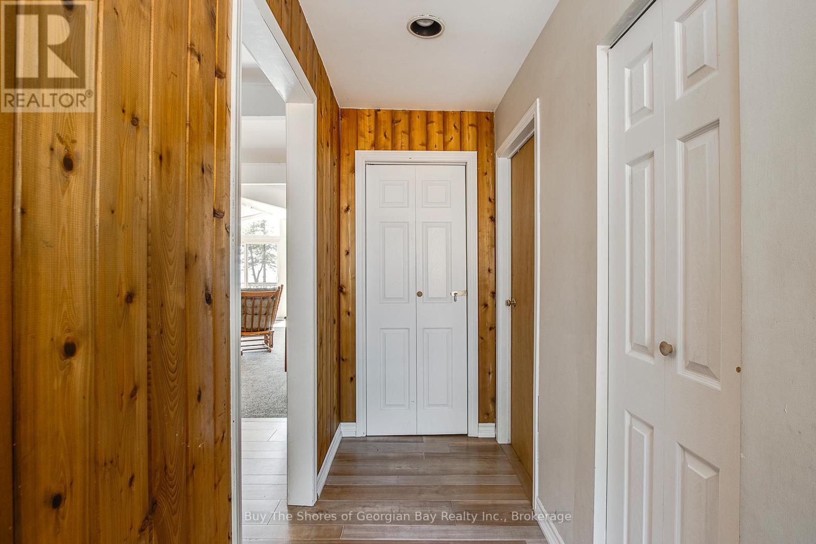 8 Nassau Court, Tiny, ON - Indoor Photo Showing Other Room