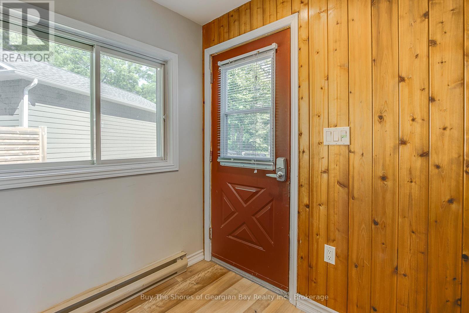 8 Nassau Court, Tiny, ON - Indoor Photo Showing Other Room