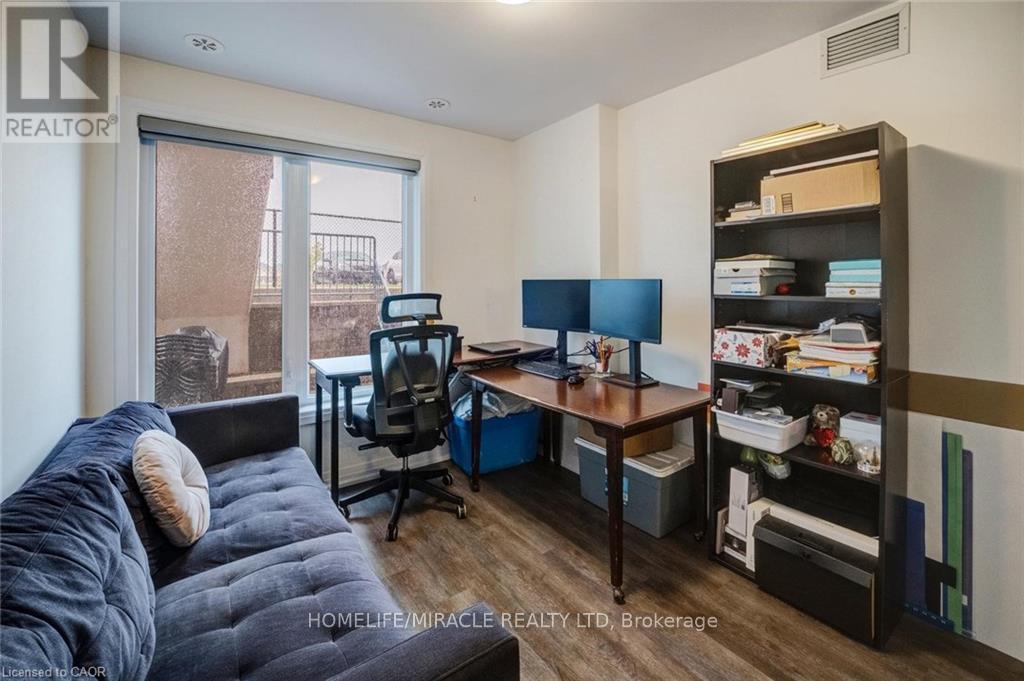 705 - 2635 William Jackson Drive, Pickering, ON - Indoor Photo Showing Office