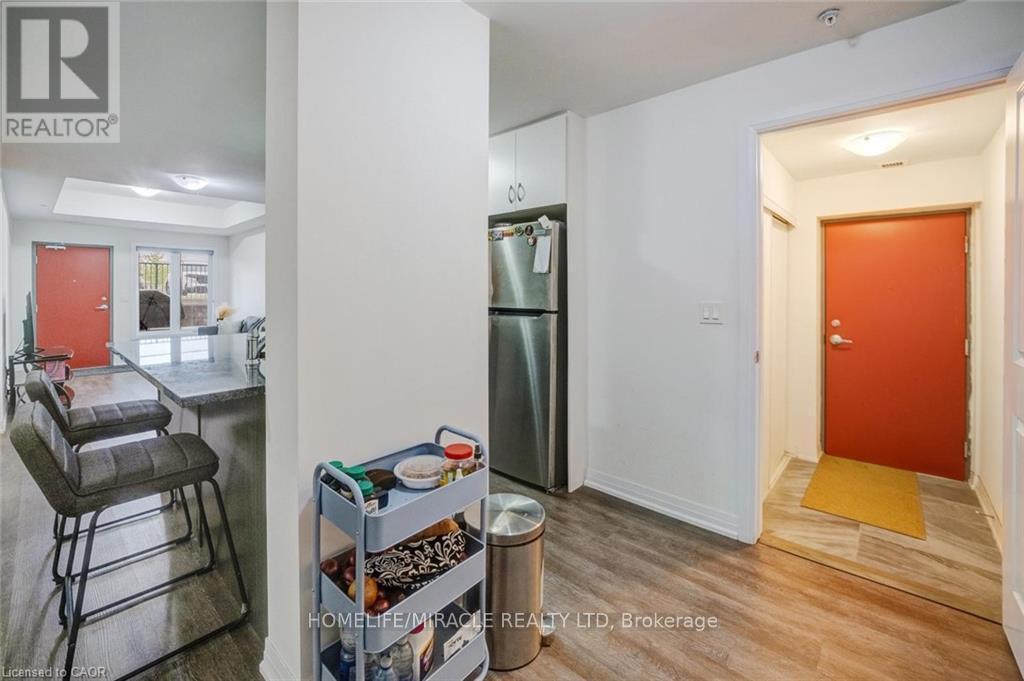 705 - 2635 William Jackson Drive, Pickering, ON - Indoor