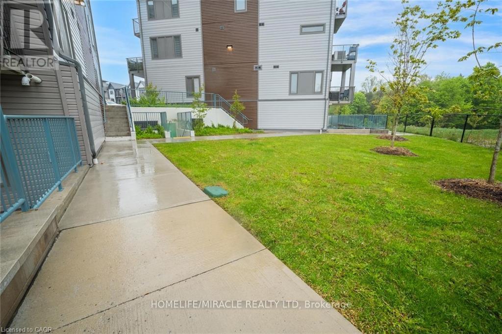 705 - 2635 William Jackson Drive, Pickering, ON - Outdoor