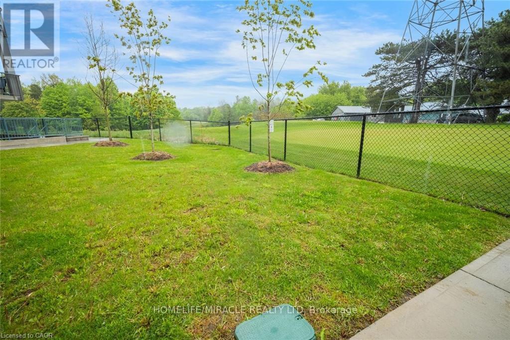 705 - 2635 William Jackson Drive, Pickering, ON - Outdoor