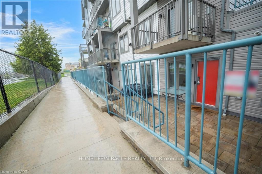 705 - 2635 William Jackson Drive, Pickering, ON - Outdoor