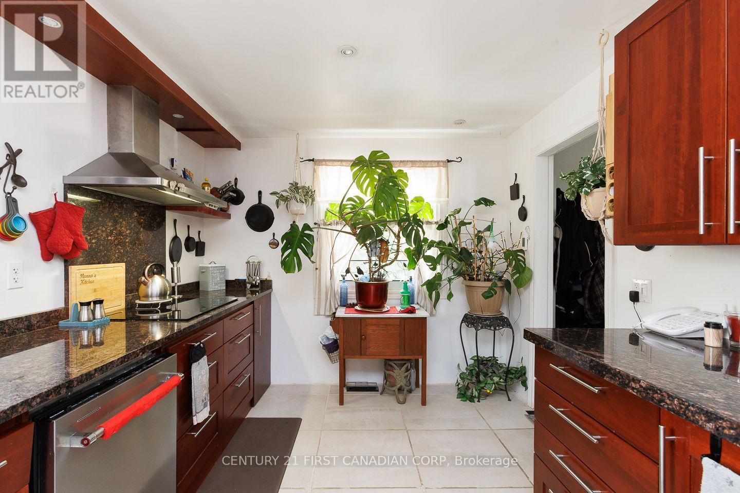 61 Alma Street, St. Thomas, ON