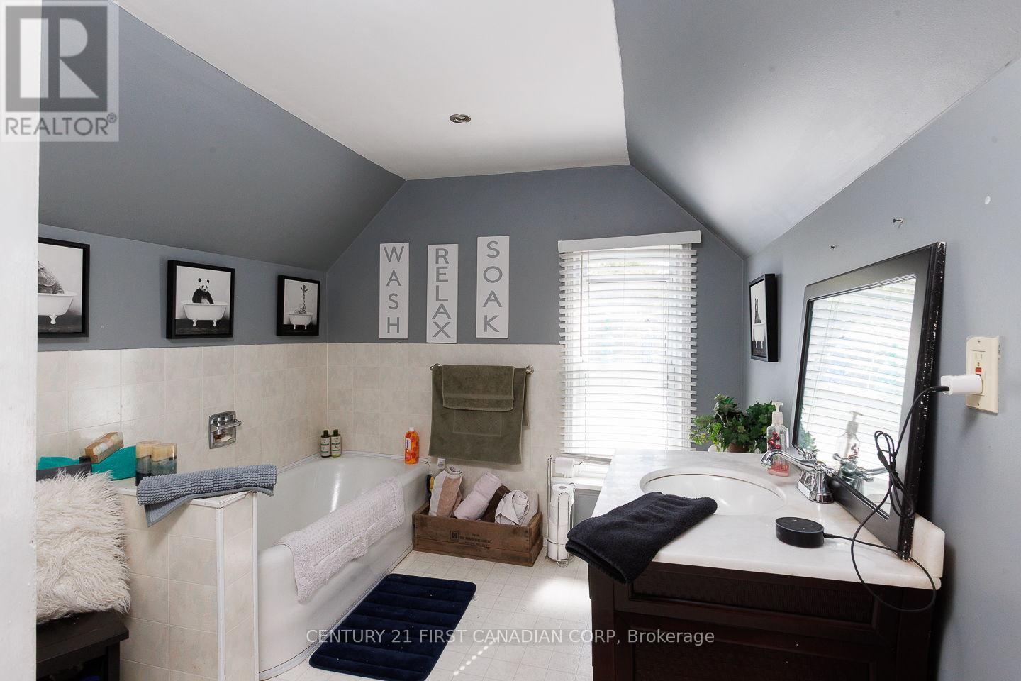 61 Alma Street, St. Thomas, ON