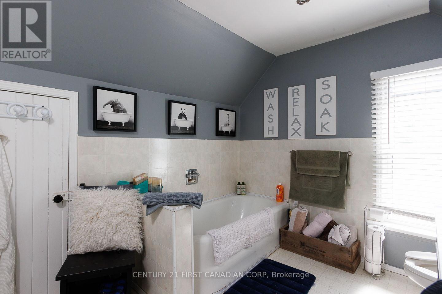 61 Alma Street, St. Thomas, ON