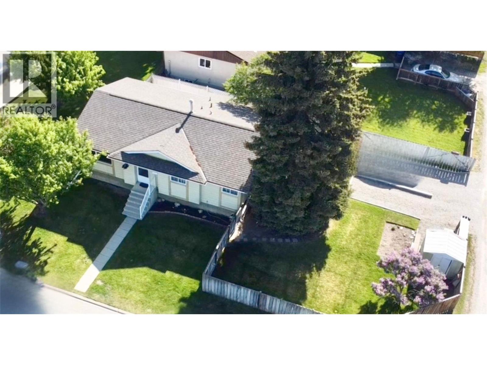 2501 3Rd Street S, Cranbrook, BC - Outdoor