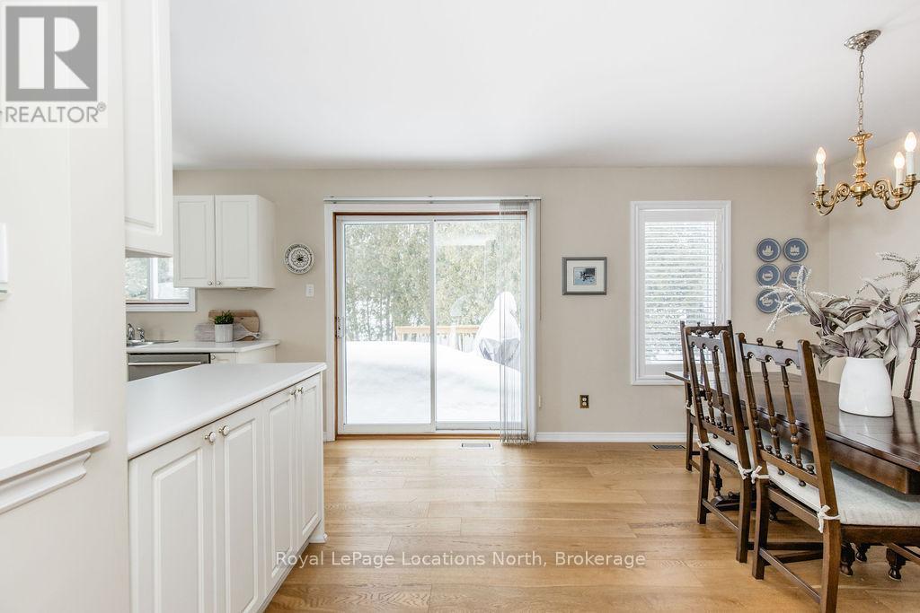 40 Fairway Crescent, Wasaga Beach, ON - Indoor