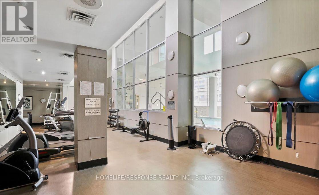 1011 - 48 Suncrest Boulevard, Markham, ON - Indoor Photo Showing Gym Room