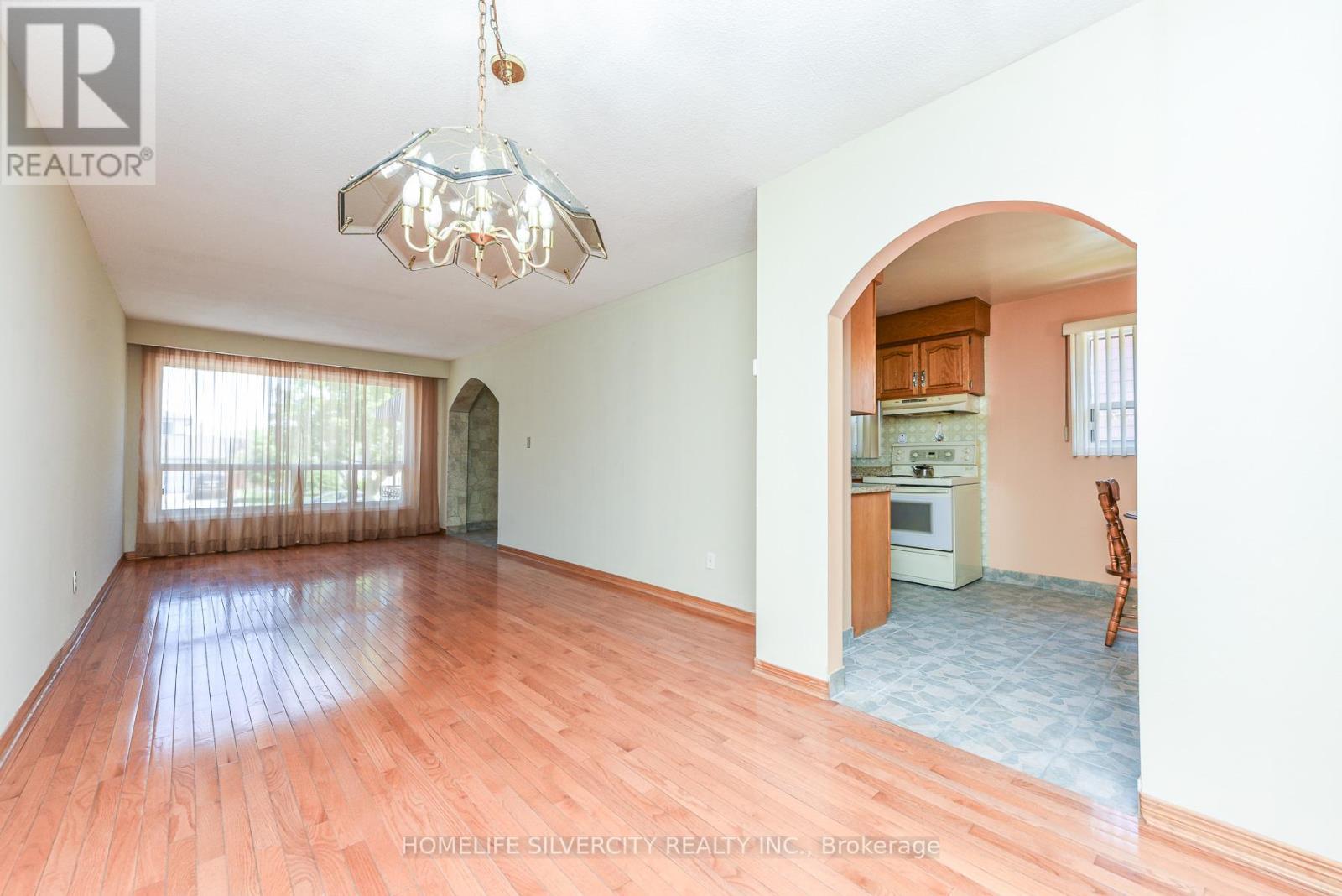 7378 Bybrook Drive, Mississauga, ON - Indoor Photo Showing Other Room