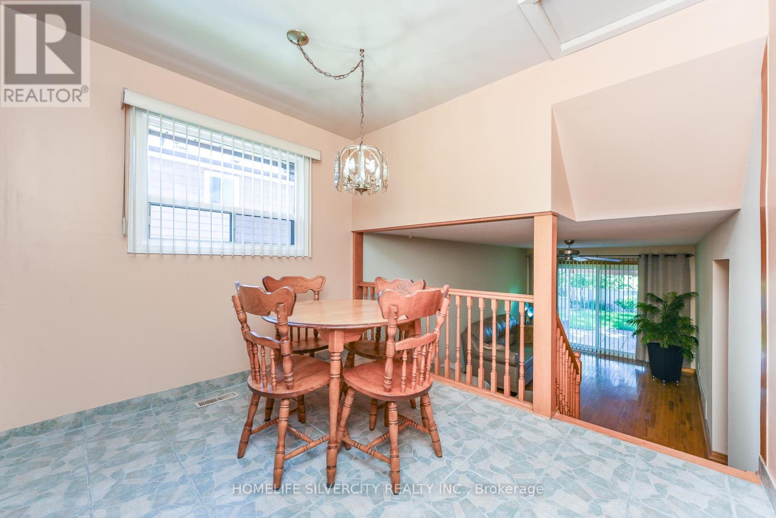 7378 Bybrook Drive, Mississauga, ON - Indoor Photo Showing Other Room