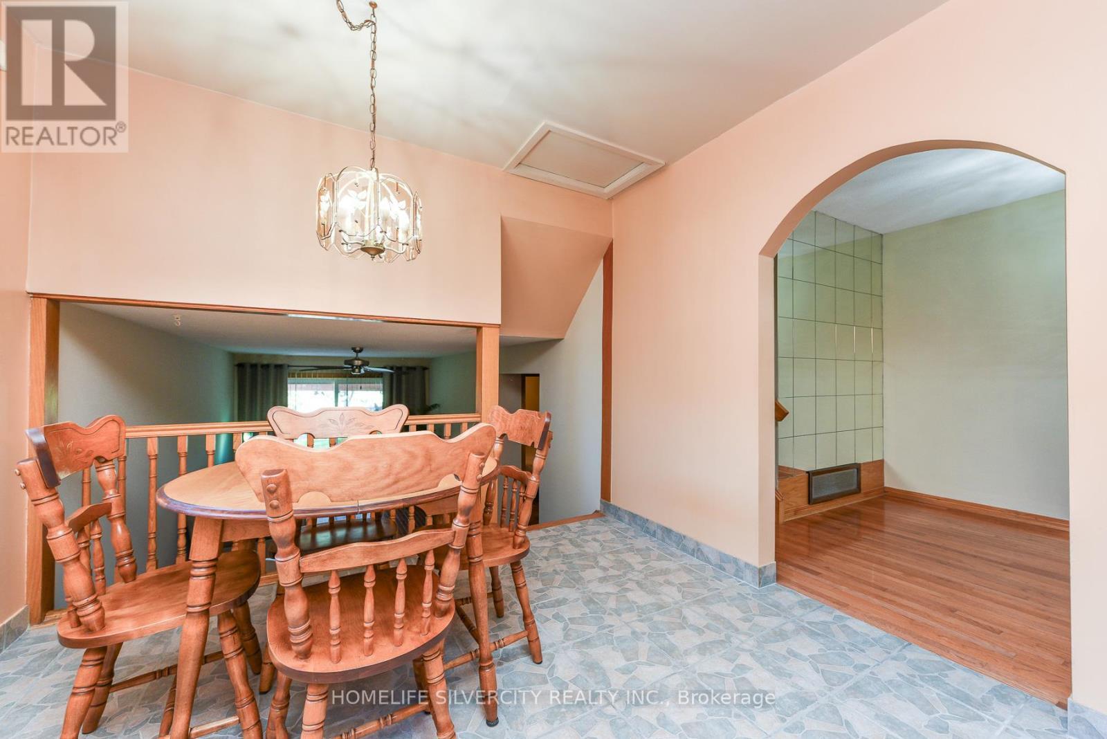 7378 Bybrook Drive, Mississauga, ON - Indoor Photo Showing Dining Room