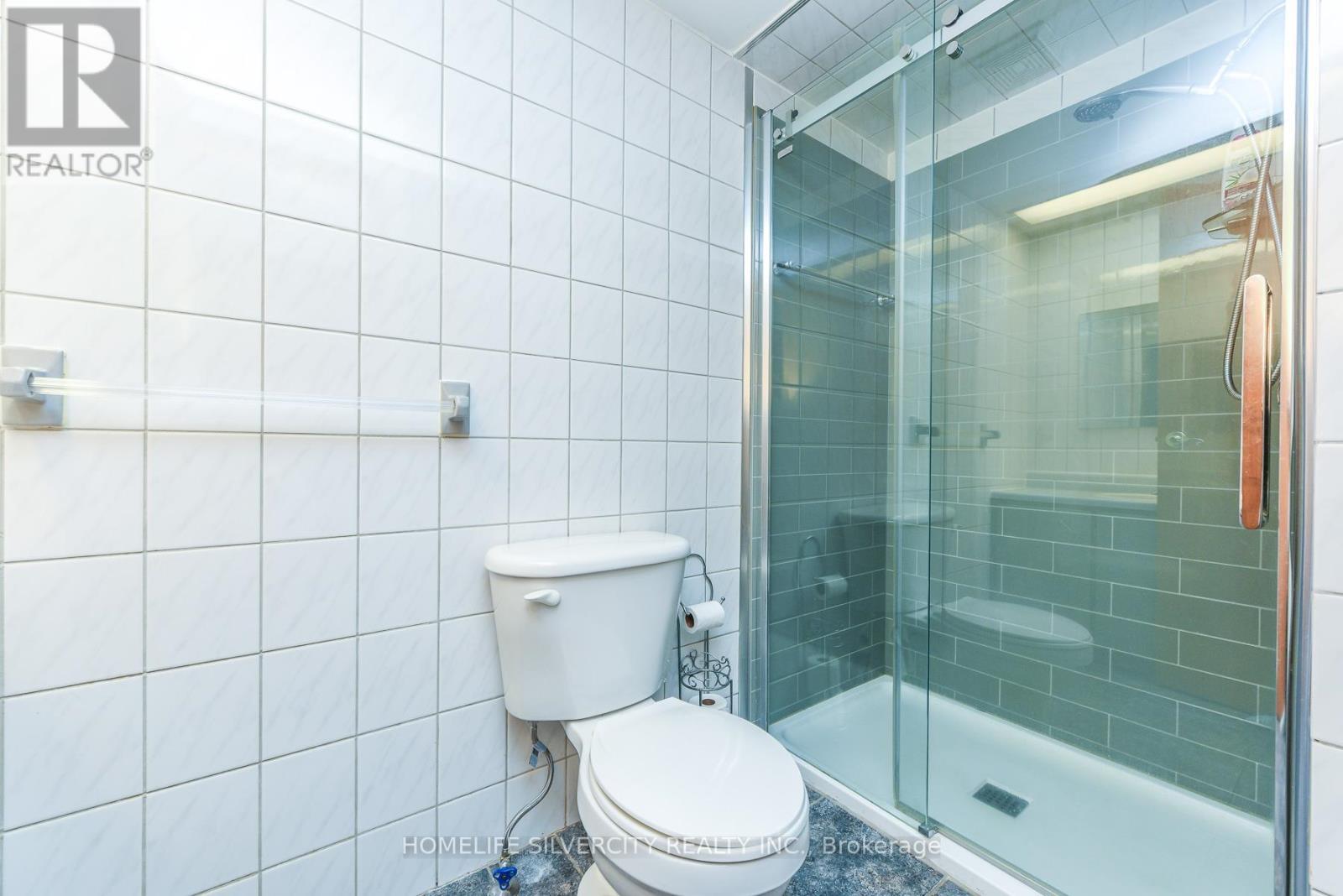 7378 Bybrook Drive, Mississauga, ON - Indoor Photo Showing Bathroom