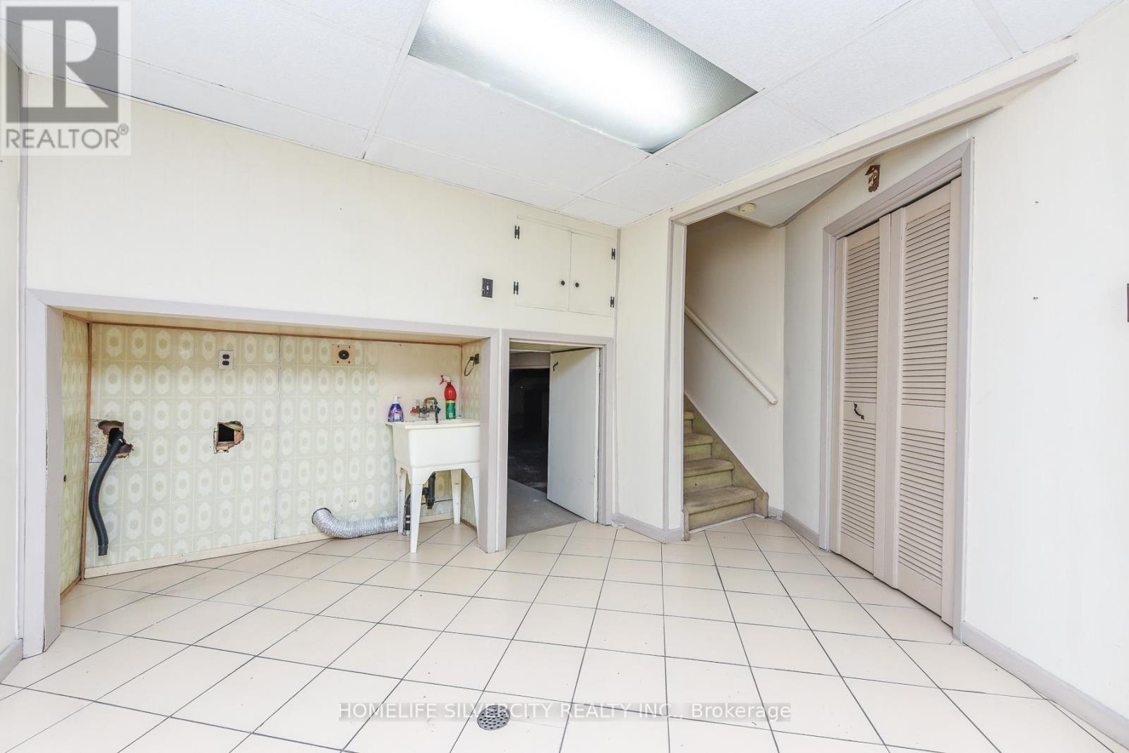 7378 Bybrook Drive, Mississauga, ON - Indoor Photo Showing Other Room
