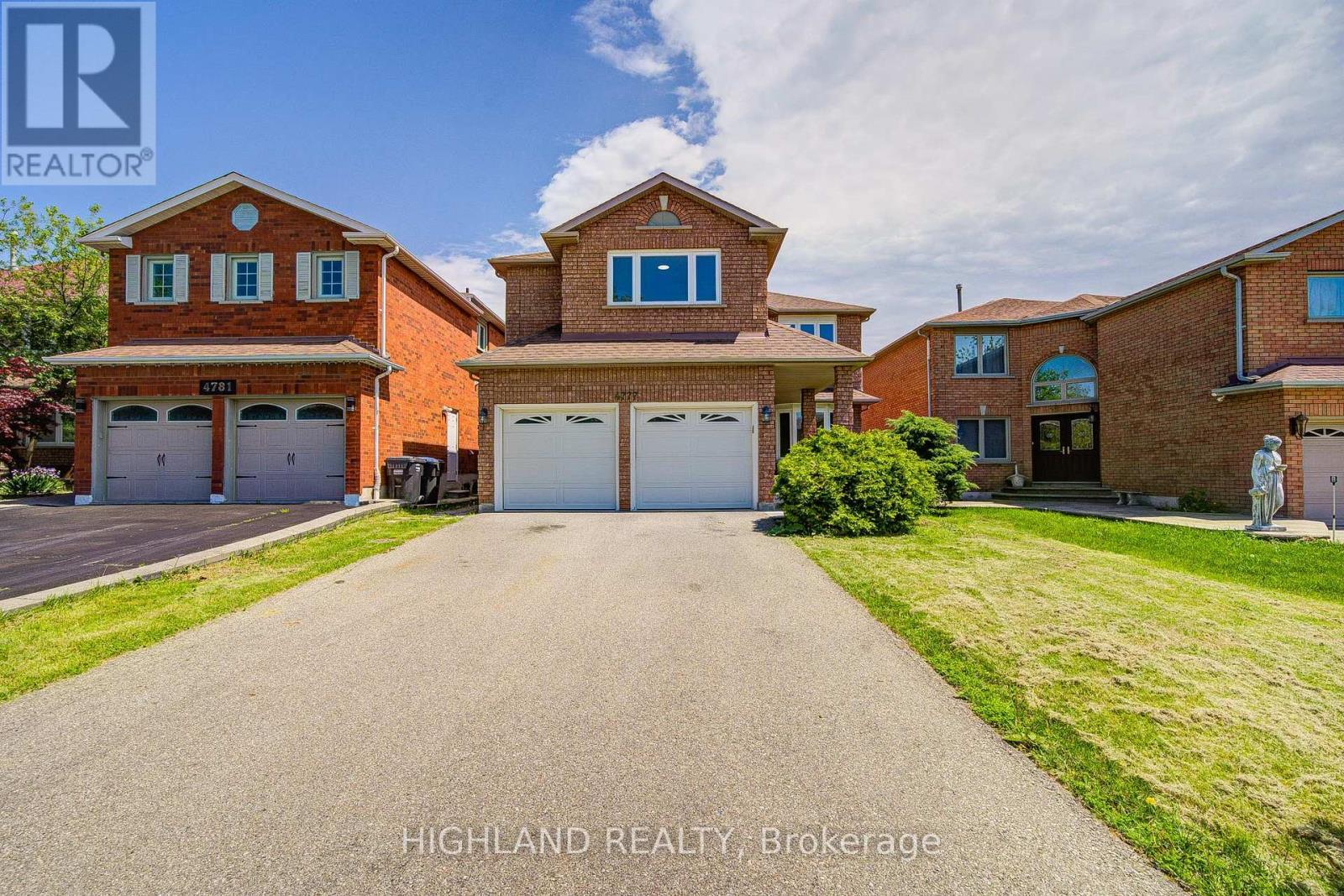 4777 Crystal Rose Drive, Mississauga, ON - Outdoor With Facade