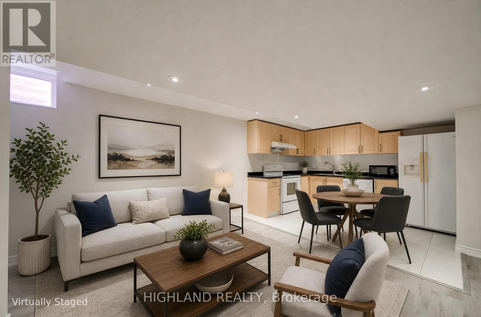 4777 Crystal Rose Drive, Mississauga, ON - Indoor Photo Showing Living Room
