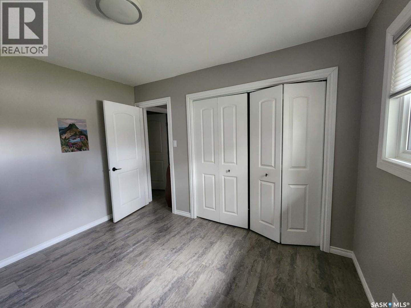891 2Nd Street E, Shaunavon, SK - Indoor Photo Showing Other Room