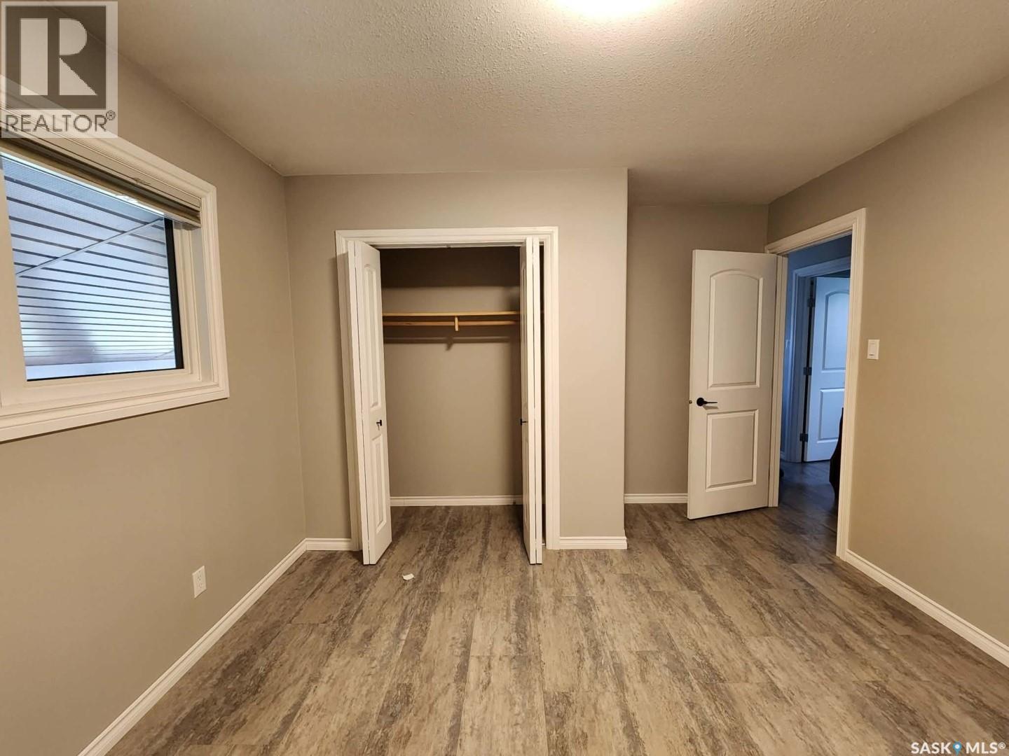 891 2Nd Street E, Shaunavon, SK - Indoor Photo Showing Other Room