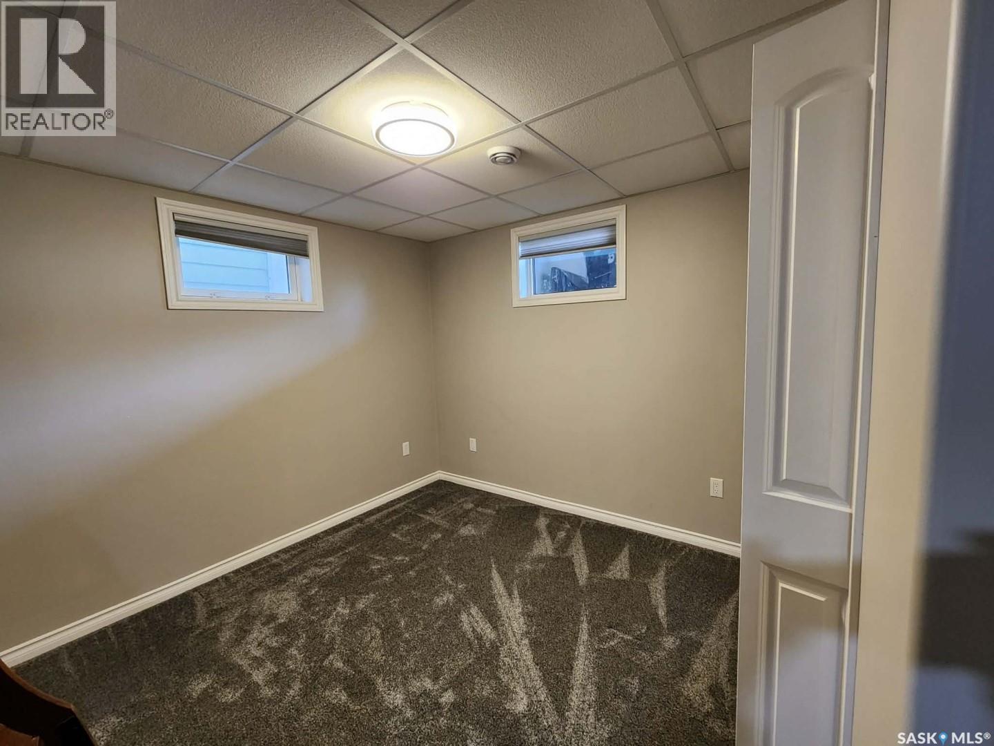 891 2Nd Street E, Shaunavon, SK - Indoor