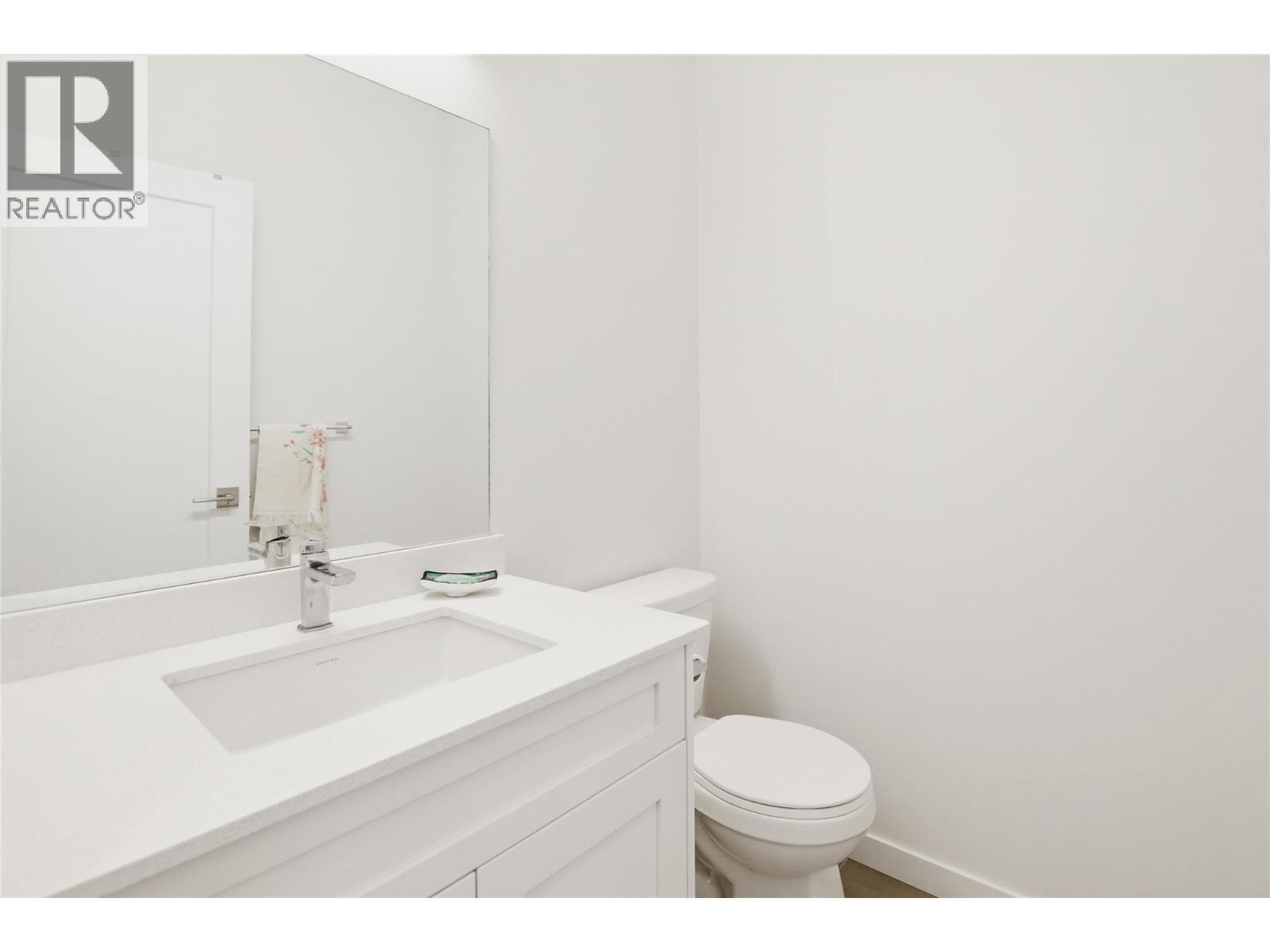 1799 Babine Avenue Unit# 114, Kamloops, BC - Indoor Photo Showing Bathroom
