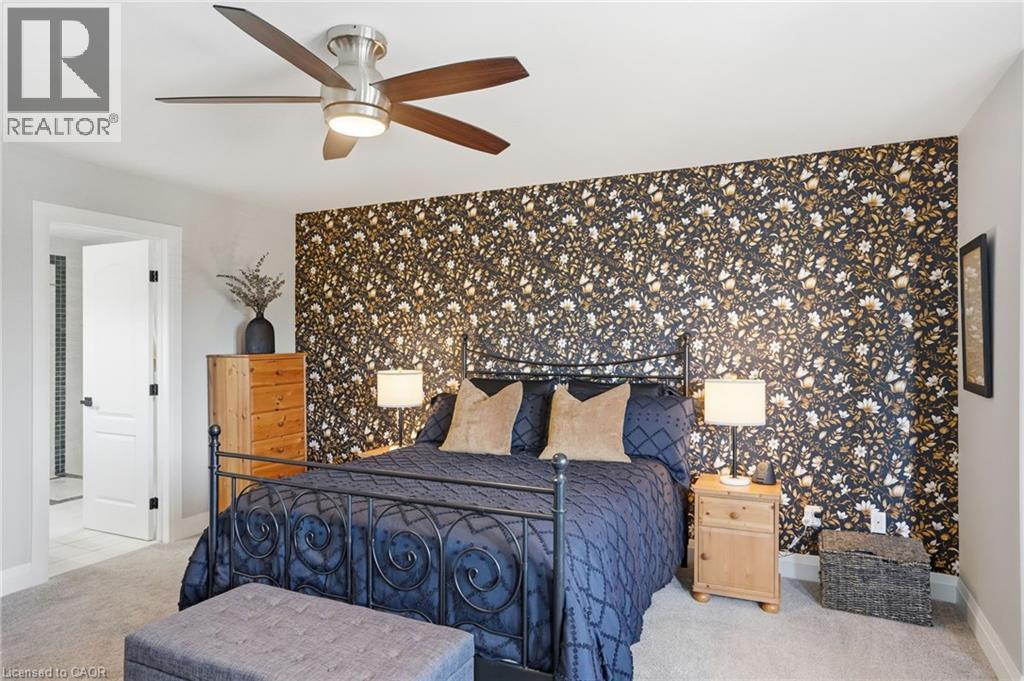 1300 Silvan Forest Drive, Burlington, ON - Indoor Photo Showing Bedroom